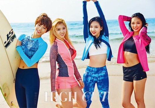 定延、SANA、娜璉、子瑜 @ HIGH CUT