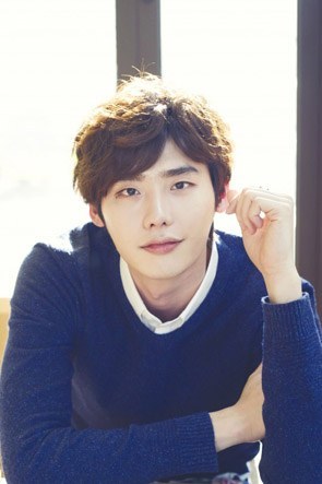 Image: Lee Jong Suk