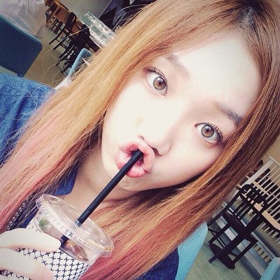 Image: lee Sung Kyung