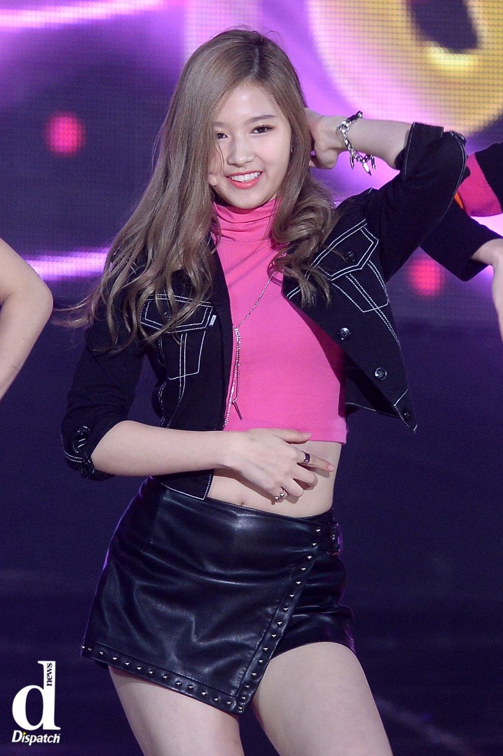 Image: TWICE Sana / Dispatch