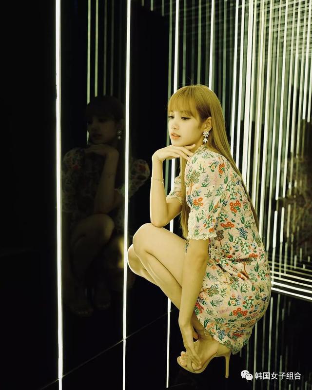 BLACKPINK ROSÉ拖鞋一整天？ LISA真人芭比既視感！