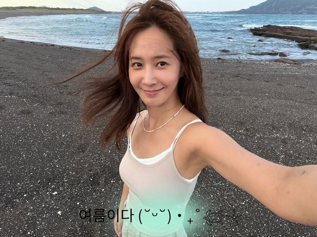 Girls' Generation's Yuri leaves Jeju for Hyorisu debut preparations