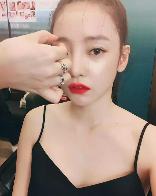 韓女星遭前男友38秒性愛影片威脅，要毀了她的演藝生涯！