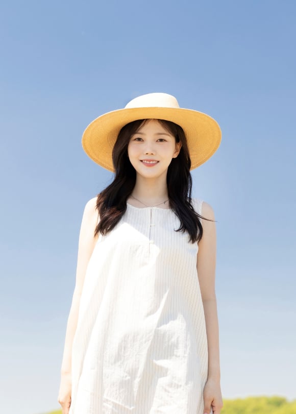 Oh My Girl成員孝定將於10月15日推出首張迷你專輯《Lost&Found》