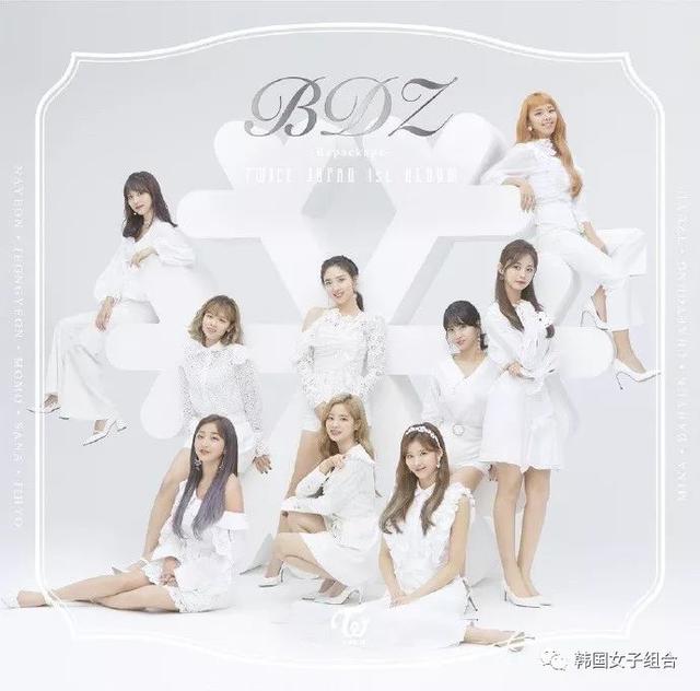 Twice新日專收錄曲登排行榜冠軍，TWICE的繁忙行程又要開始了！