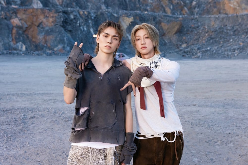 SEVENTEEN V8
