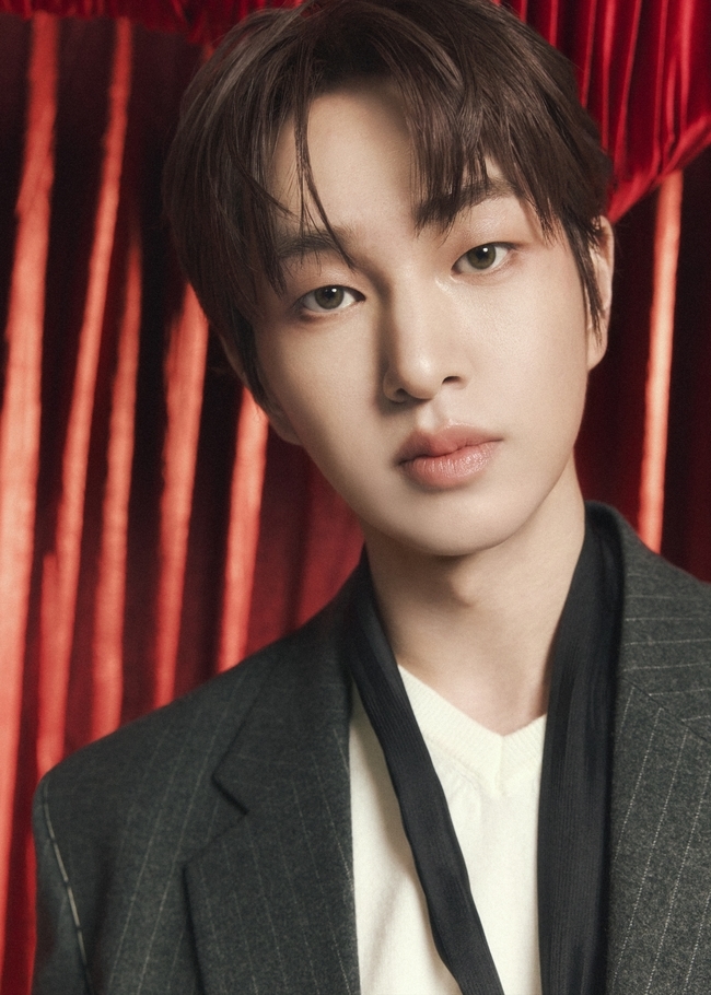 shinee's onew to perform at taipei dome in september