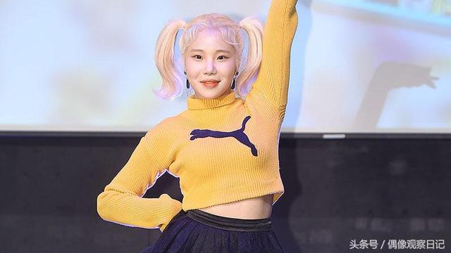 黑髮更漂亮！ 韓國女偶像頻繁染髮引爭議，粉絲跪求造型師放過她！