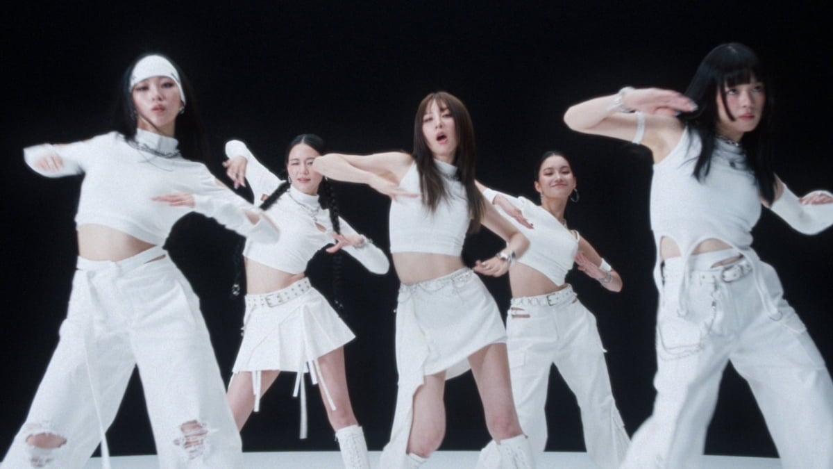 LG Electronics' girl group AI-DOL begins appearing on Korean music shows