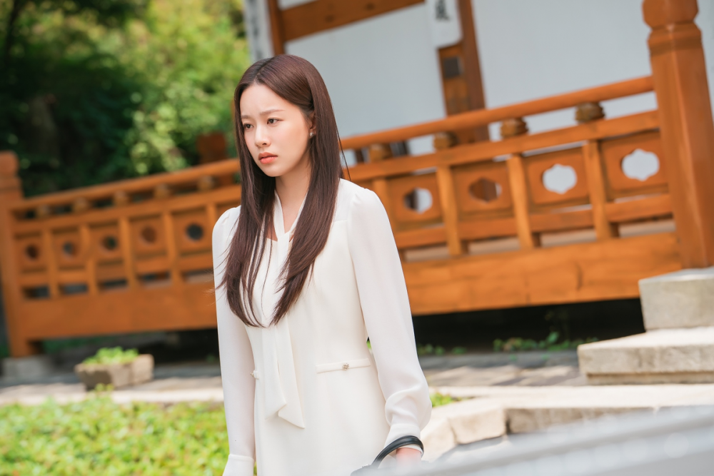 Park Yuna in Love Is Coming