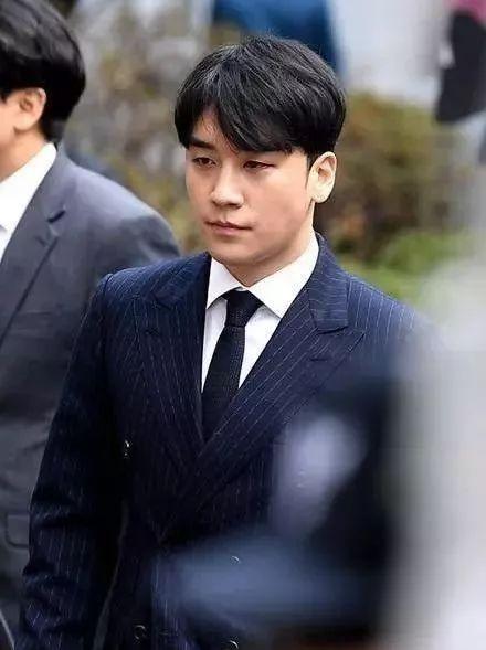 歌手K某和J某? 鄭俊英聊天室名單增加到14人,其中8名是藝人