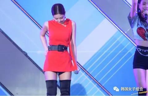 YG小公主恃寵而驕？ BLACKPINK Jennie舞台划水被指態度散漫？