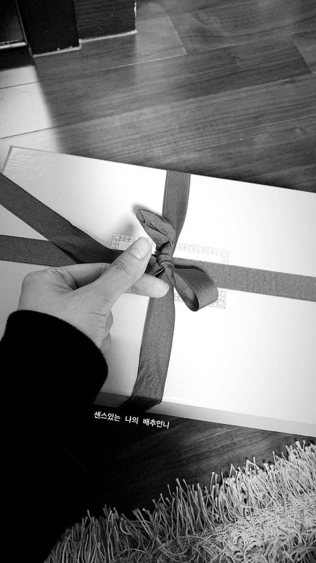 韓娛圈女團的跨團友誼，Jennie曬Irene送的禮物！