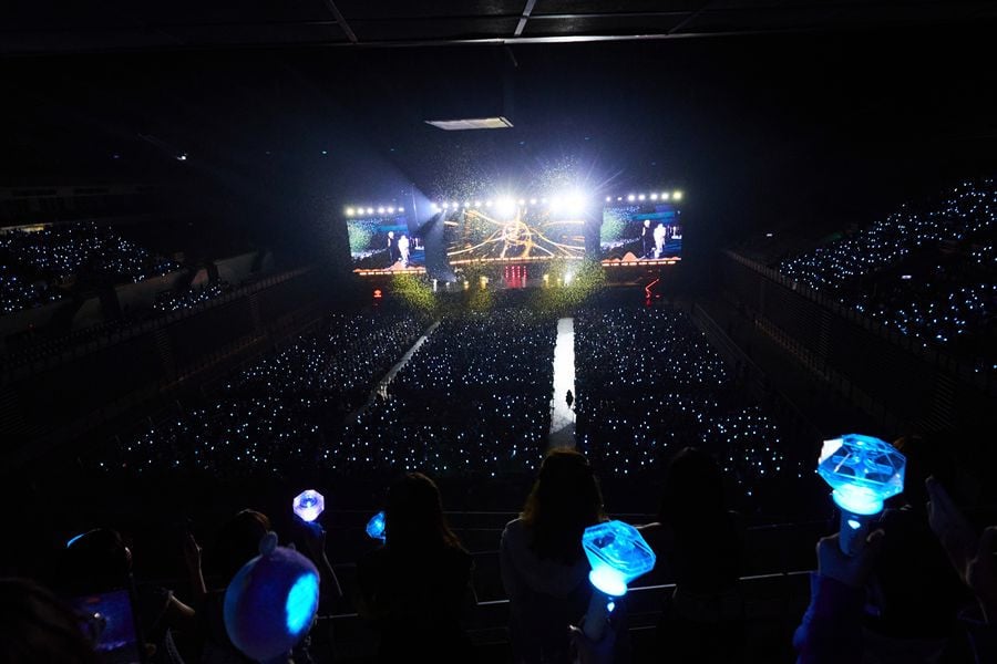 TREASURE wrap 'NEW WAV : LIVE' fan concert tour with Kaohsiung finale