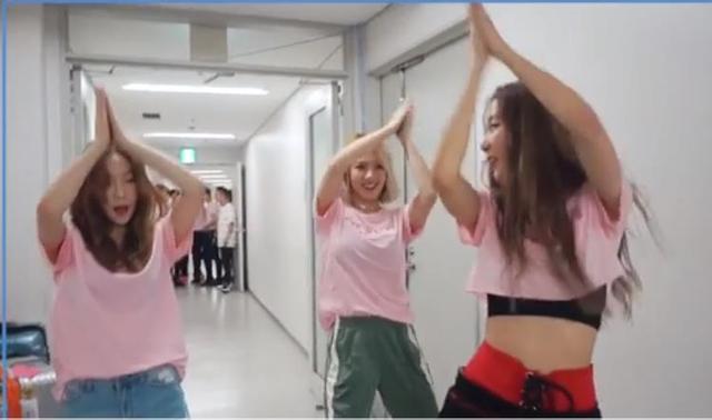Red Velvet新歌Power Up太洗腦！ SM家族總動員大家一起跳！