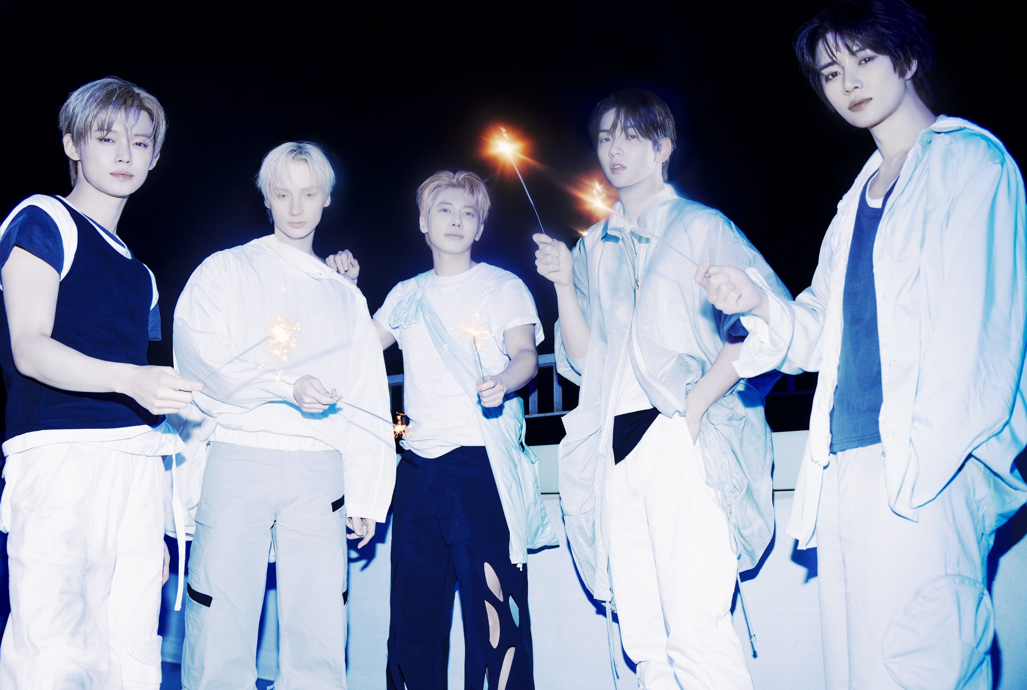 TOMORROW X TOGETHER preview new song at Tokyo fireworks festival