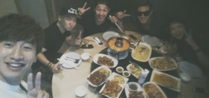 李光洙公開《RM》聚餐照 網友好奇劉在錫、Gary去哪裏？