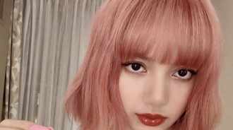 BLACKPINK LISA臉蛋太小，適合兒童使用！CG般的小臉蛋讓粉絲們大吃一驚