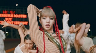 K-POP藝人最高！YG：BLACKPINK Lisa《MONEY》舞蹈版點擊破2億