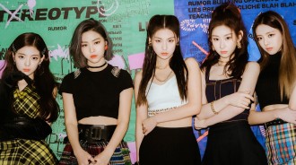 ITZY 開始了他們即將發行的專輯《GOLD》的回歸宣傳活動 