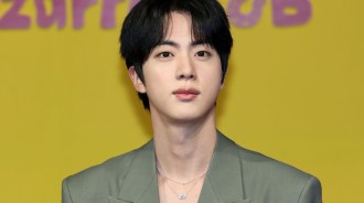BTS's Jin分享了他為何決定加入'Kian's Bizarre B&amp;B'