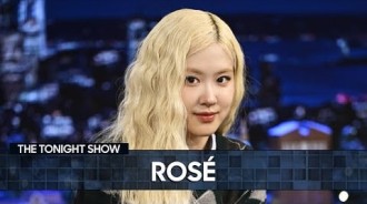 Ros&eacute; 在「The Tonight Show Starring Jimmy Fallon」上與Jimmy Fallon玩「APT.」並表演「Toxic Til The End」!