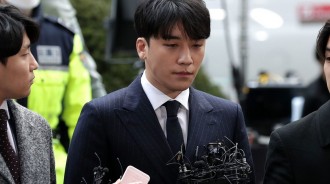 前BIGBANG勝利被移監到國軍監獄，因審判而保留到退伍