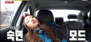 【影片】哈妮錄《RM》睡死　劉在錫喊超佩服