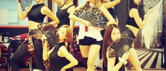 Ailee演唱會苦練扇子舞 難道是嚴正花第二？