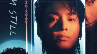 防彈少年團的柾國推出即將上映的首部紀錄片《JUNG KOOK: I AM STILL》的預告海報