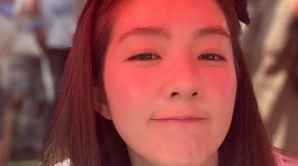 Red Velvet Irene自拍信心滿滿，32歲女團顏值中心，可愛的氛圍感