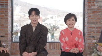 SHINee’s Key 和他的母親在 &lsquo;You Quiz on the Block&rsquo; 上分享他們的故事