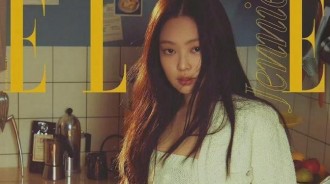 絕世好腰！Jennie金智妮登《ELLE》封面，談2022願望