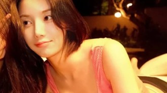 權恩妃大膽比基尼造型驚艷全場