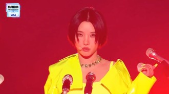 (G)I-DLE的Soyeon在日本的“2024 MAMA Awards”中提到前成員Soojin