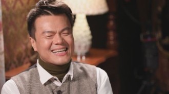 J.Y. Park 與 MISAMO 毛巾共度歡樂時光——Momo 反應！