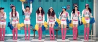 韓網友指責新秀少女組TWICE 抄襲 少女時代的啦啦隊概念