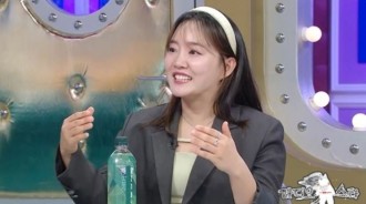 Younha 透露了 RM 和她在 Billboard 上的成功感人故事 