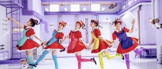 Red Velvet 搶先版MV公開  V APP「五放滿足」