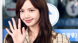 BLACKPINK成員Lisa奪韓國女子偶像藝人個人品牌榜第一位