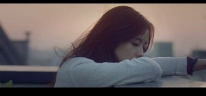 YG新女團成員金智秀出演Epik High《Spoiler》MV
