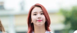 11 Photos Prove TWICE Chaeyoung 美麗酒窩相片