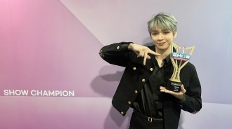 Kang Daniel 於《Show Champion》獲得「Electric Shock」首個音樂節目獎