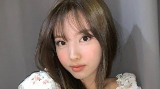 TWICE娜璉在美國巡演期間快被那個給搞到崩潰了！